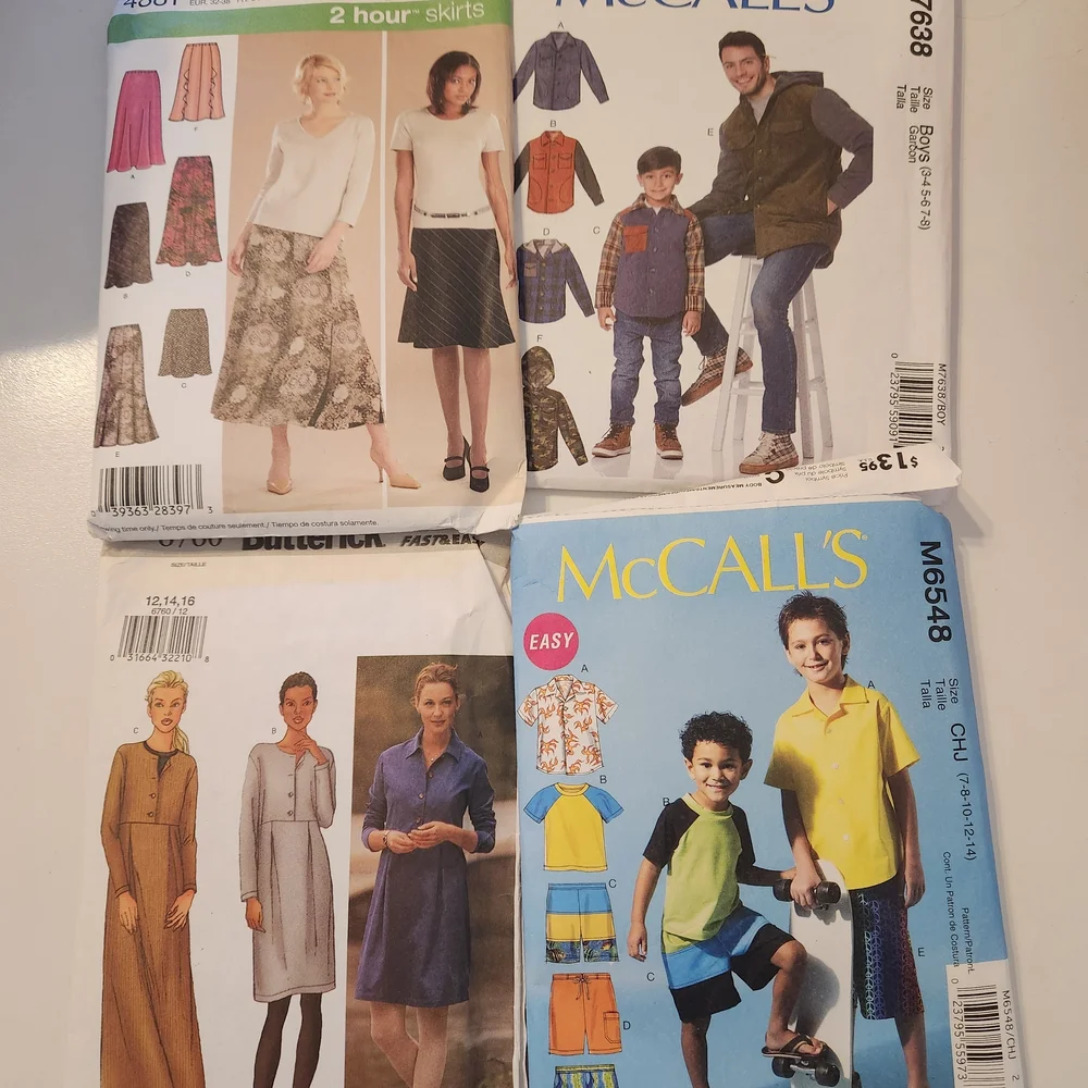Sewing Pattern Bundle - Picture 1 of 9